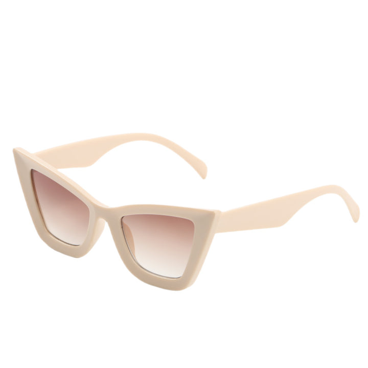 Women fashion forward Cat-Eye sunglasses Stornfield