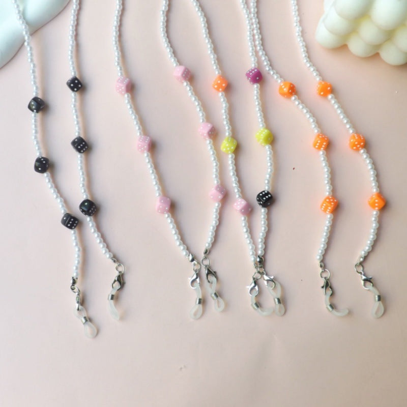 Elegant pearl glasses chain Stornfield