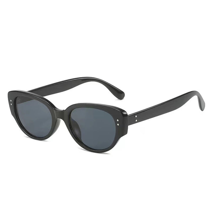 Ladies Fashion Sunglasses in Retro Style Stornfield