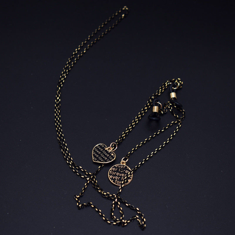 Elegant Heart Pendant Eyewear Chain Stornfield