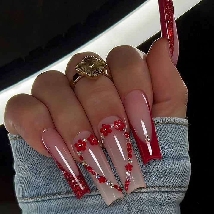 Artificial nail set with decorative accents and glitter Stornfield
