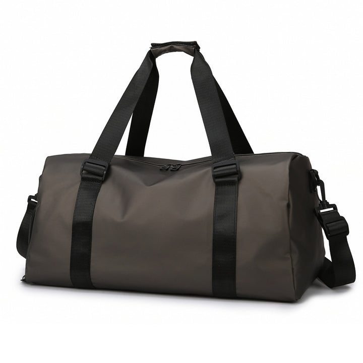 Sporty Travel Bag With Water-Repellent Material And Multiple Compartments Stornfield