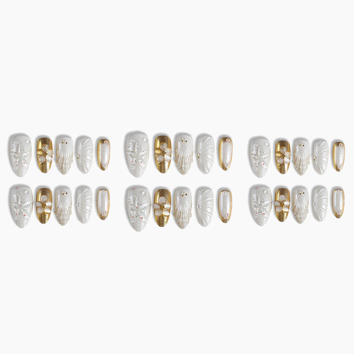 Acrylic nail set with luxurious glitter embellishments Stornfield