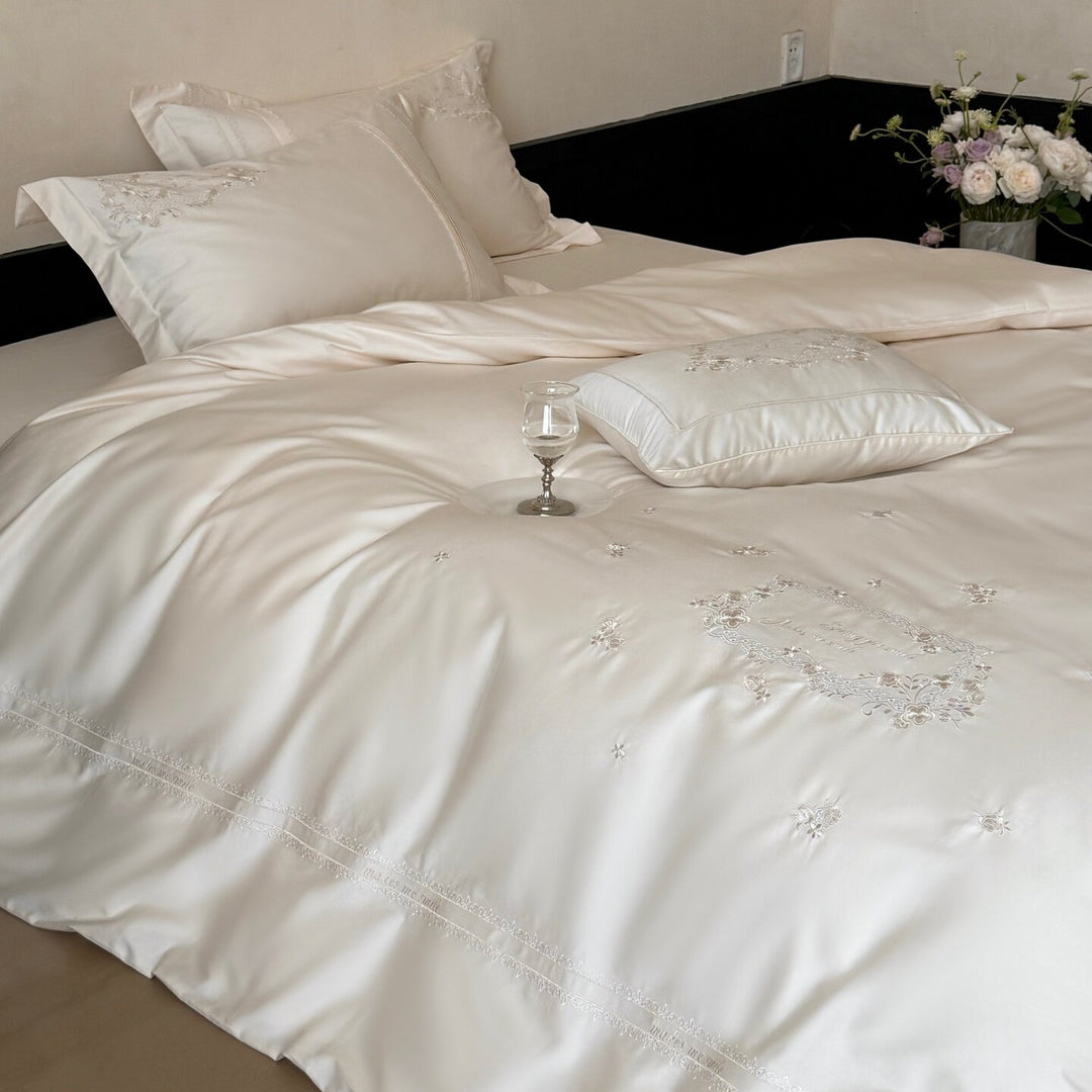 Decorative Luxurious Embroidered Silk Duvet Cover Set Stornfield