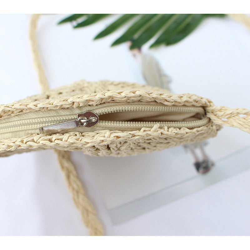 Leather Shoulder Bag Made of Braided Natural Material Stornfield