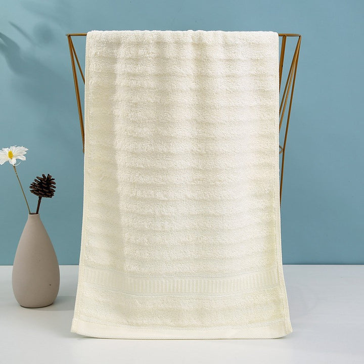 High-quality terry bath towel with elegant structure Stornfield
