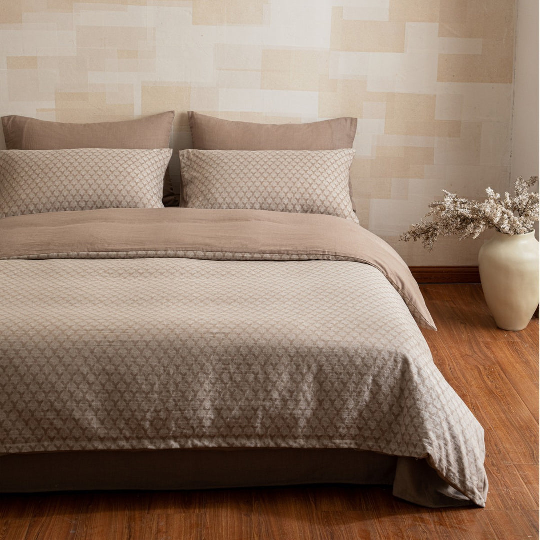 Reversible Linen-Blend Textured Duvet Cover Set with Jacquard Herringbone Pattern