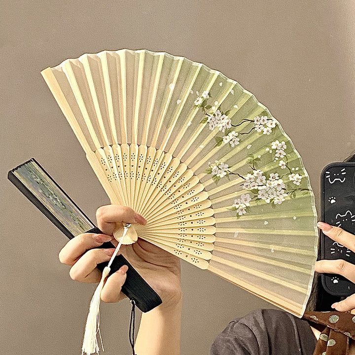 Hand fan with elegant floral pattern Stornfield
