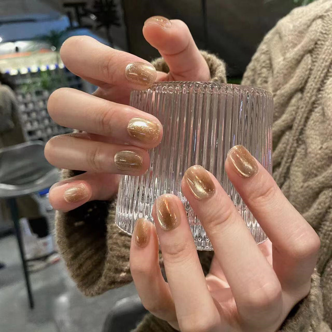 High-quality artificial nails with glossy finish Stornfield