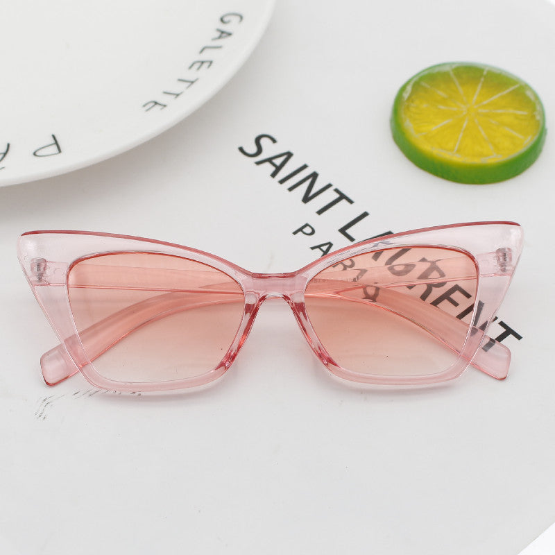 Women's Fashion Cat-Eye Sunglasses with High-Quality Frame Structure Stornfield