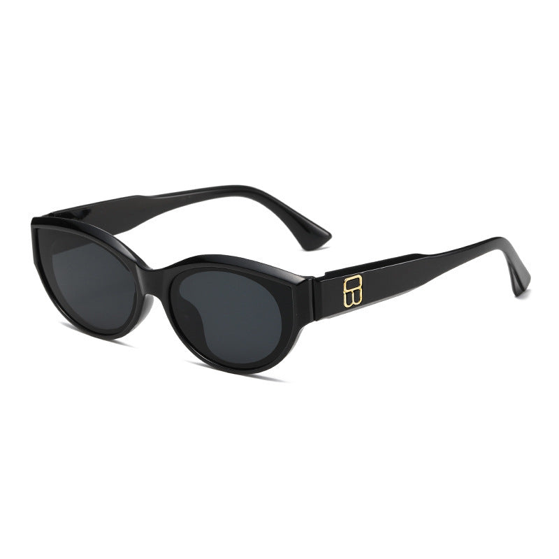 Women's trendy Cat-Eye sunglasses with luxurious design Stornfield