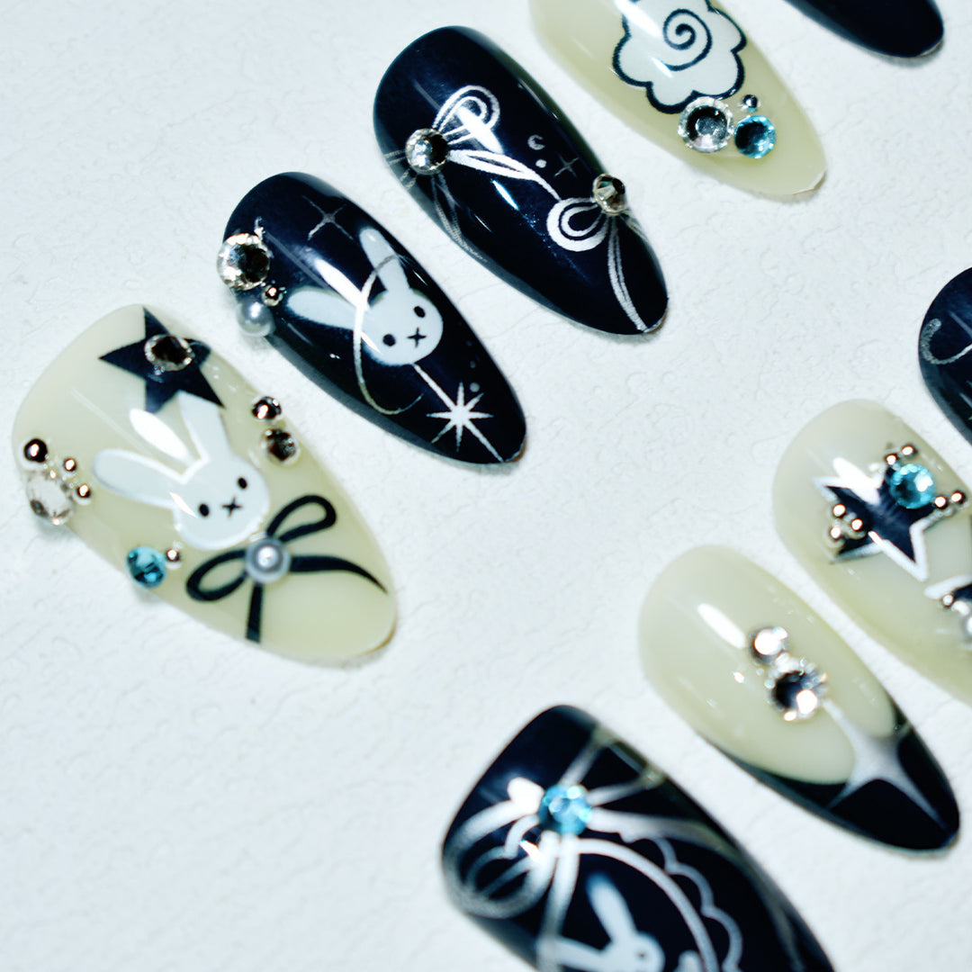 Artistic Themed Press-On Nails Stornfield