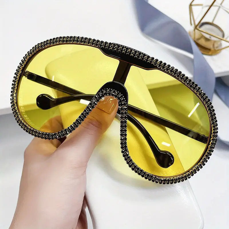 Women's extravagant sunglasses with sparkling frame Stornfield