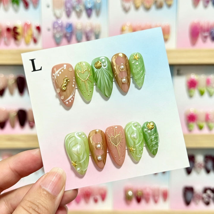 Handmade Floral Design Press-On Nails Set