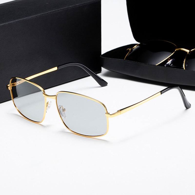 Women's elegant sunglasses with modern metal frame Stornfield