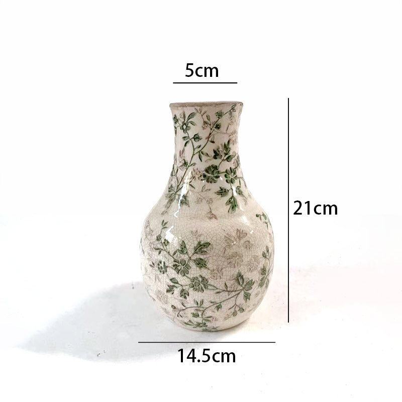 Beautiful and decorative vase Stornfield