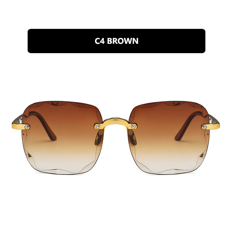 Women's trendy square sunglasses with luxurious metal frame Stornfield
