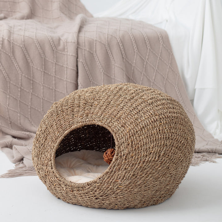 Handmade cat cave made from natural rattan Stornfield