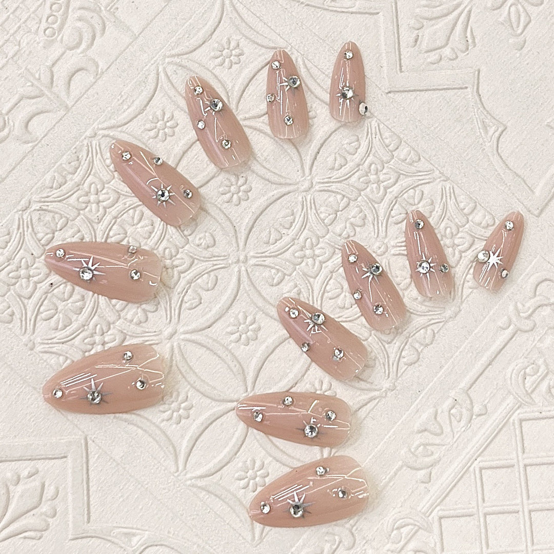 Elegant Decorative Press-On Nail Tips Stornfield