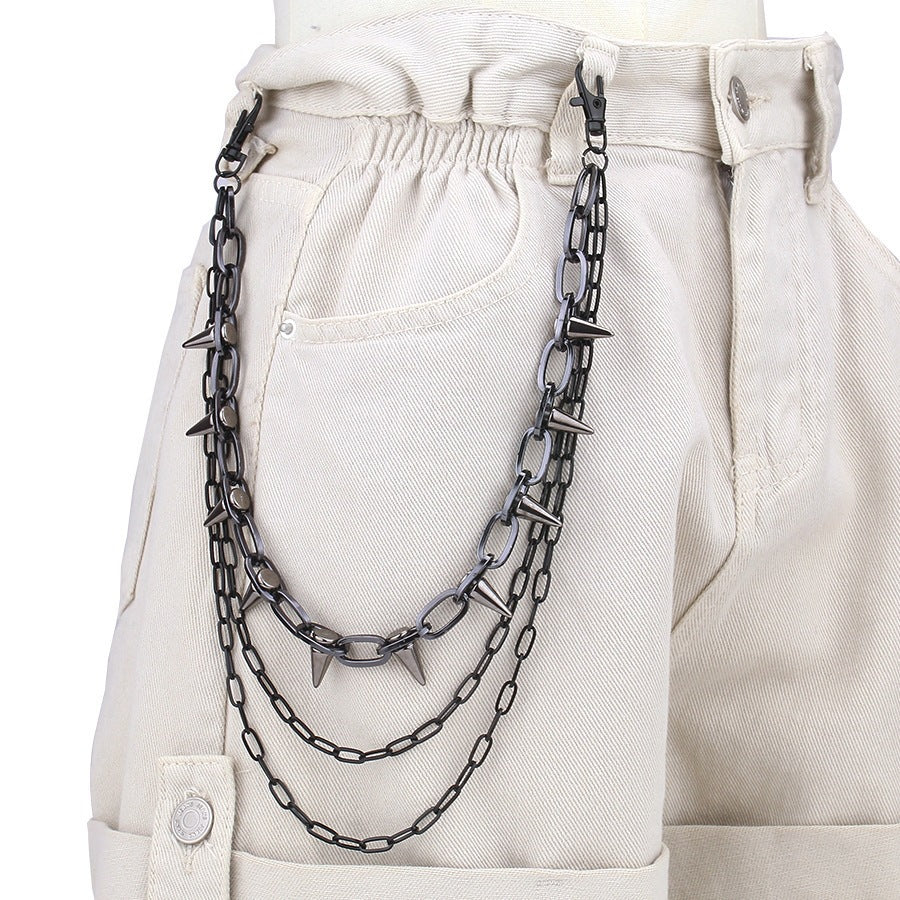Fashionable chain belt with stud accents Stornfield