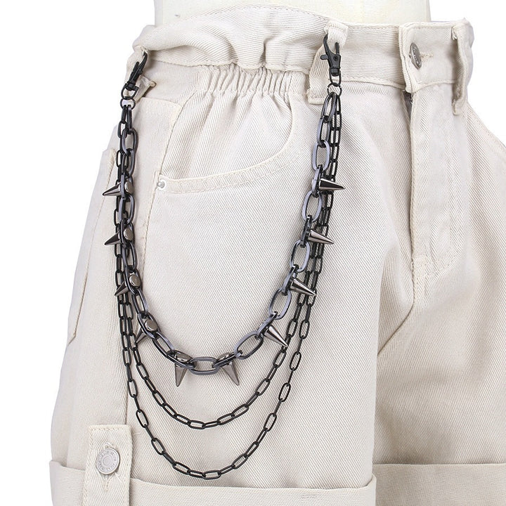 Fashionable chain belt with stud accents Stornfield
