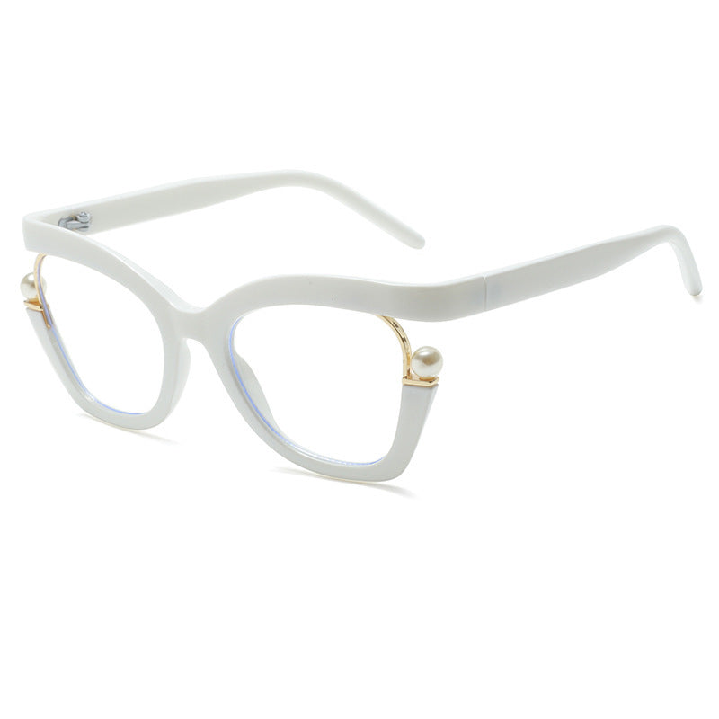 Women’s Fashion Sunglasses with Subtle Pearl Details Stornfield