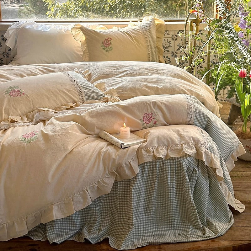 Vintage Floral Embroidered Ruffled Cotton Duvet Cover Set