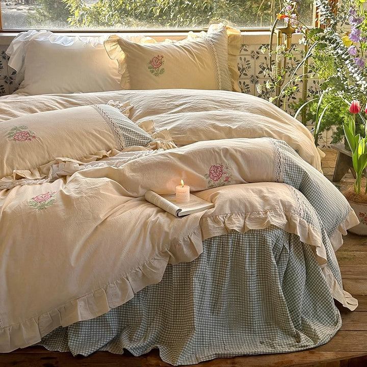Vintage Floral Embroidered Ruffled Cotton Duvet Cover Set