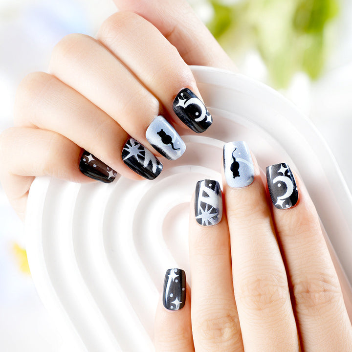 Artistic Themed Press-On Nail Set Stornfield