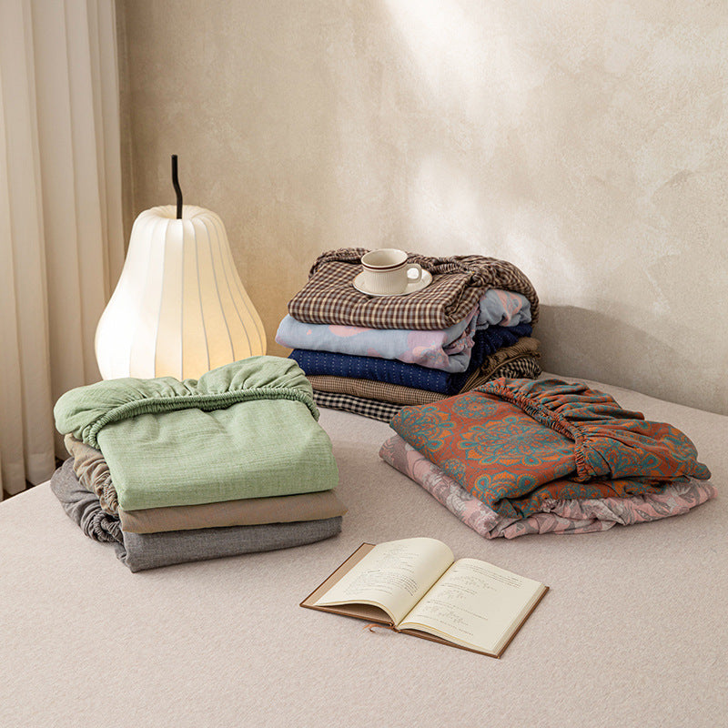 Deep-Pocket Micro Houndstooth Stretch Fitted Mattress Sheet with Strong Elastic