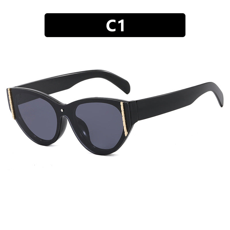 Women's trendy sunglasses with elegant cat-eye design and high-quality frame Stornfield