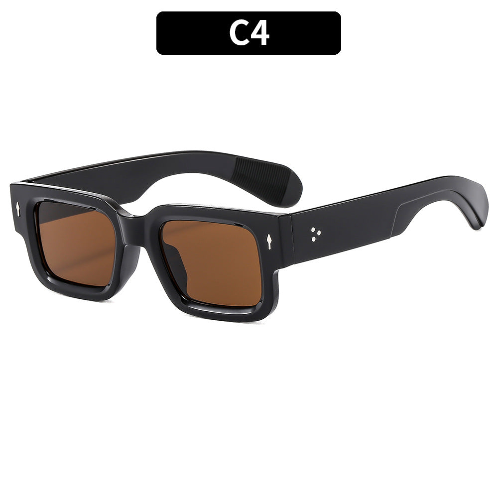 Fashion-Forward Square Frame Sunglasses