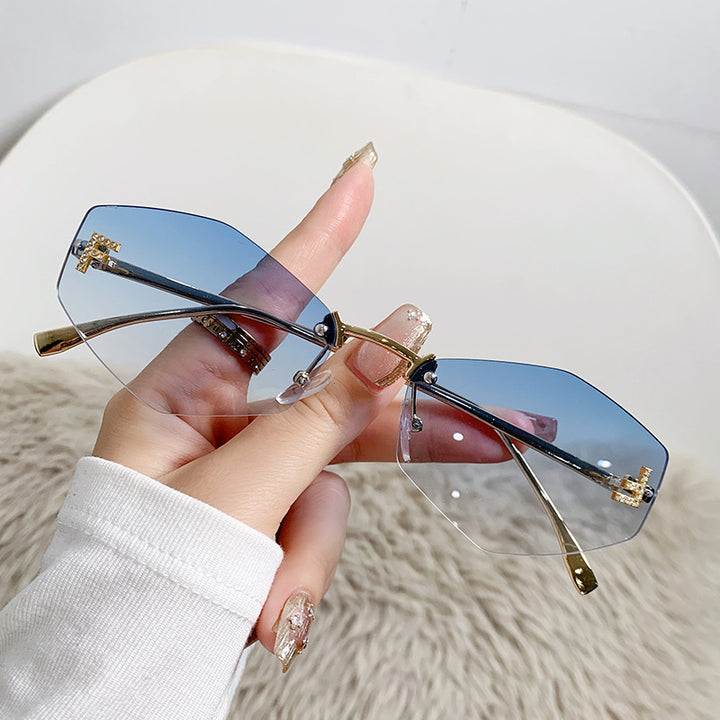 Women's designer sunglasses with innovative hexagonal frame Stornfield