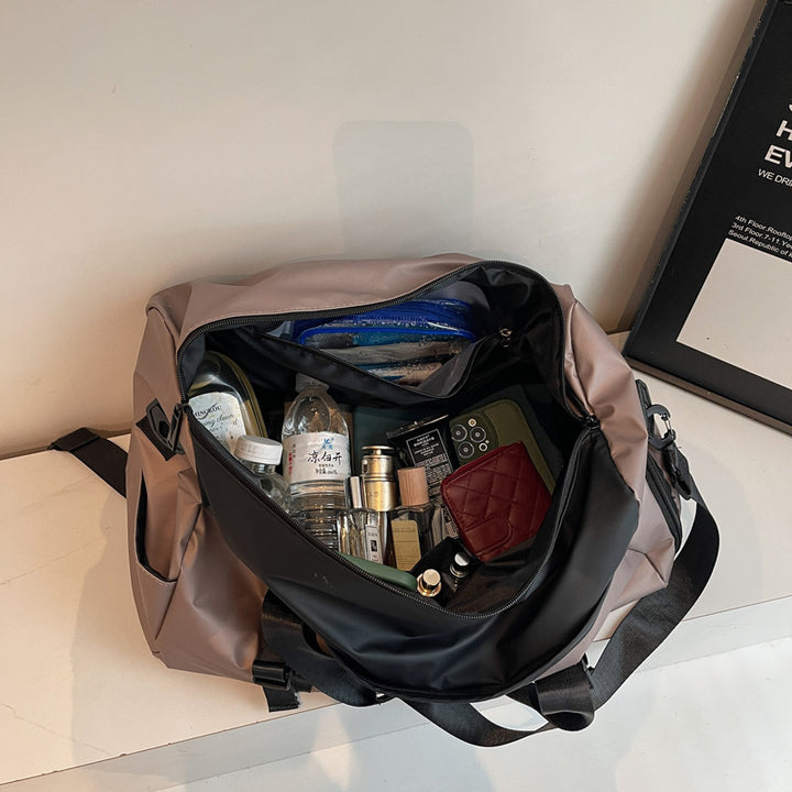 Sporty Travel Bag With Durable Design Stornfield