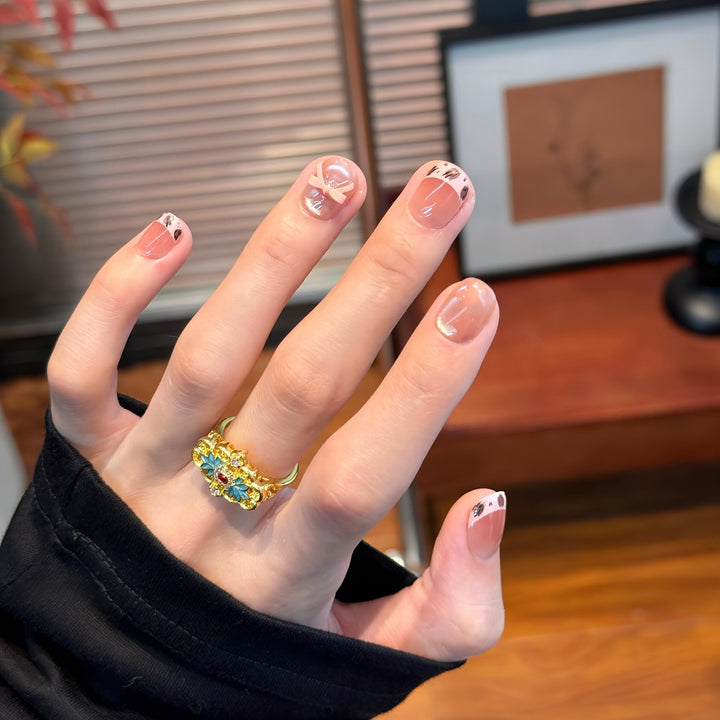 Artificial Nail Set with Decorative Design Stornfield
