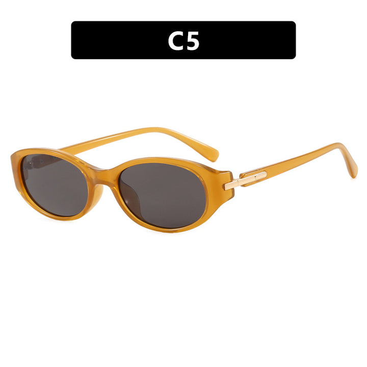 Women's cat-eye sunglasses with a robust frame and polarized lenses Stornfield
