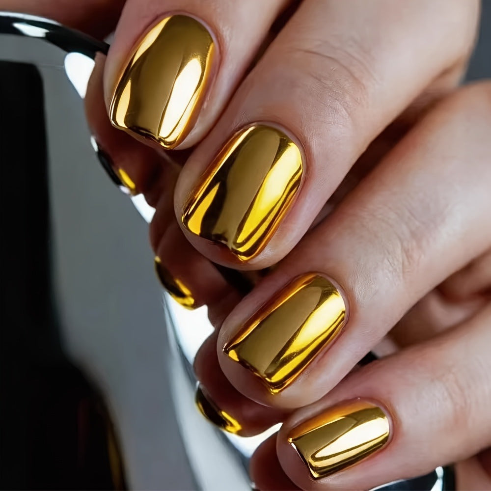 High-gloss artificial nails in a luxurious metallic look Stornfield