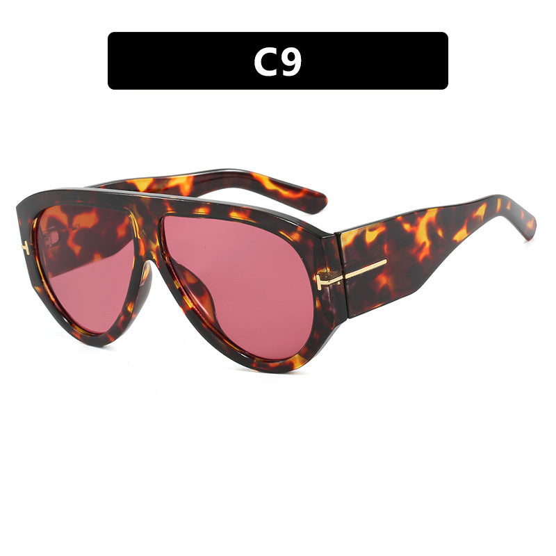 Women's Geometric Sunglasses with Modern Frame and Polarized Lenses Stornfield