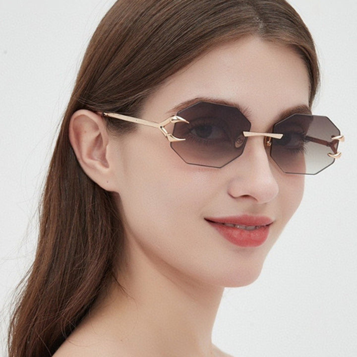 Women's geometric sunglasses with modern metal frame Stornfield