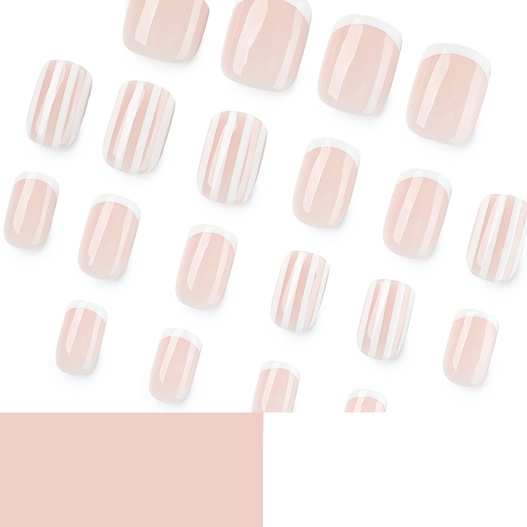 Artificial nail art with stripe pattern Stornfield