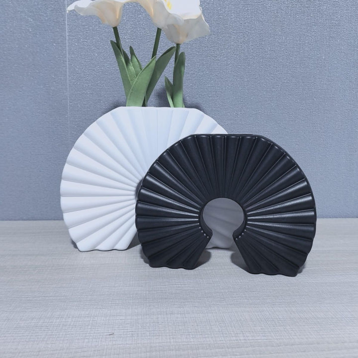 Decorative Fan-Shaped Stornfeild