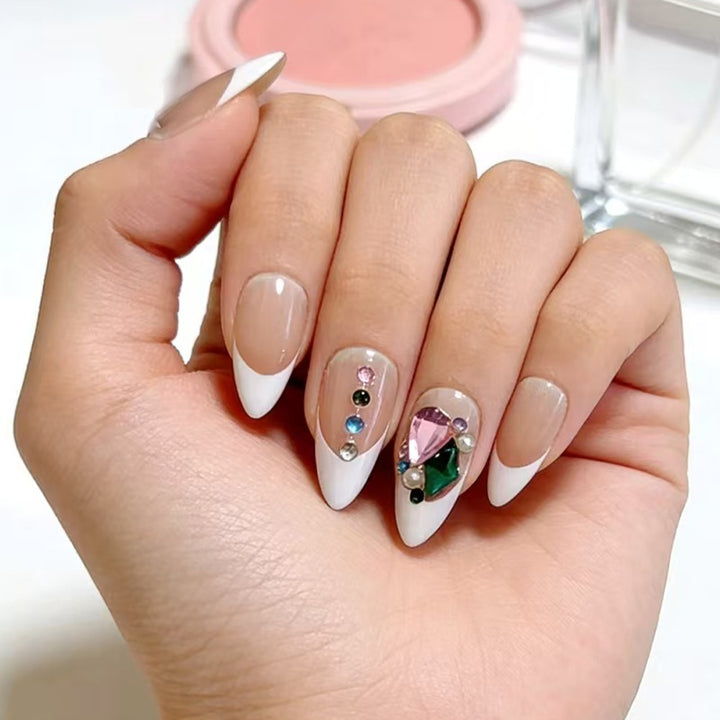 Artificial nails with floral 3D applications Stornfield