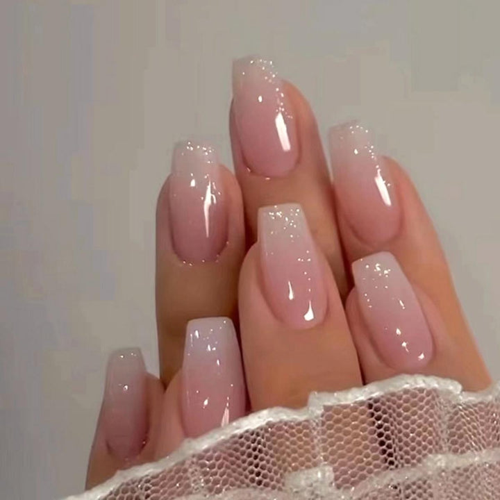 Elegant artificial nails Stornfield