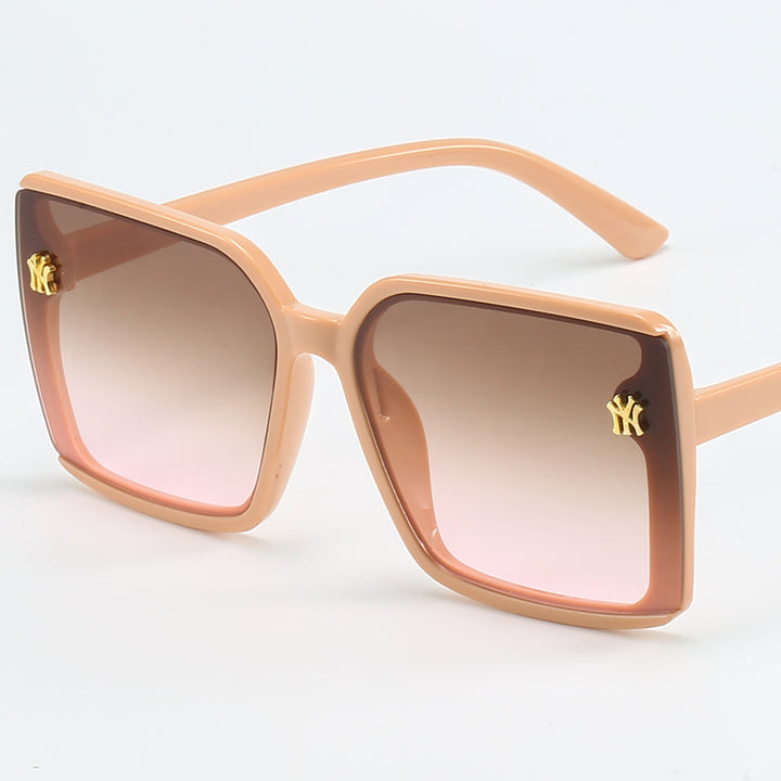 Women's Oversized Sunglasses with Elegant Lenses Stornfield