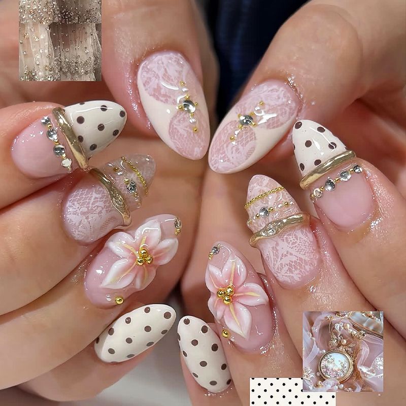 Elegant Floral Lace Design Press-On Nail Tips Stornfield
