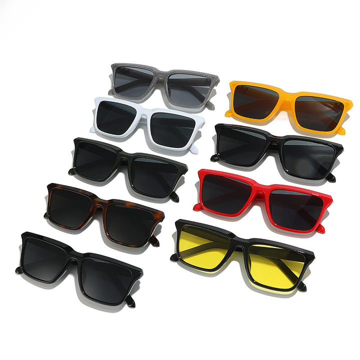 Women's fashionable sunglasses in modern rectangular design Stornfield