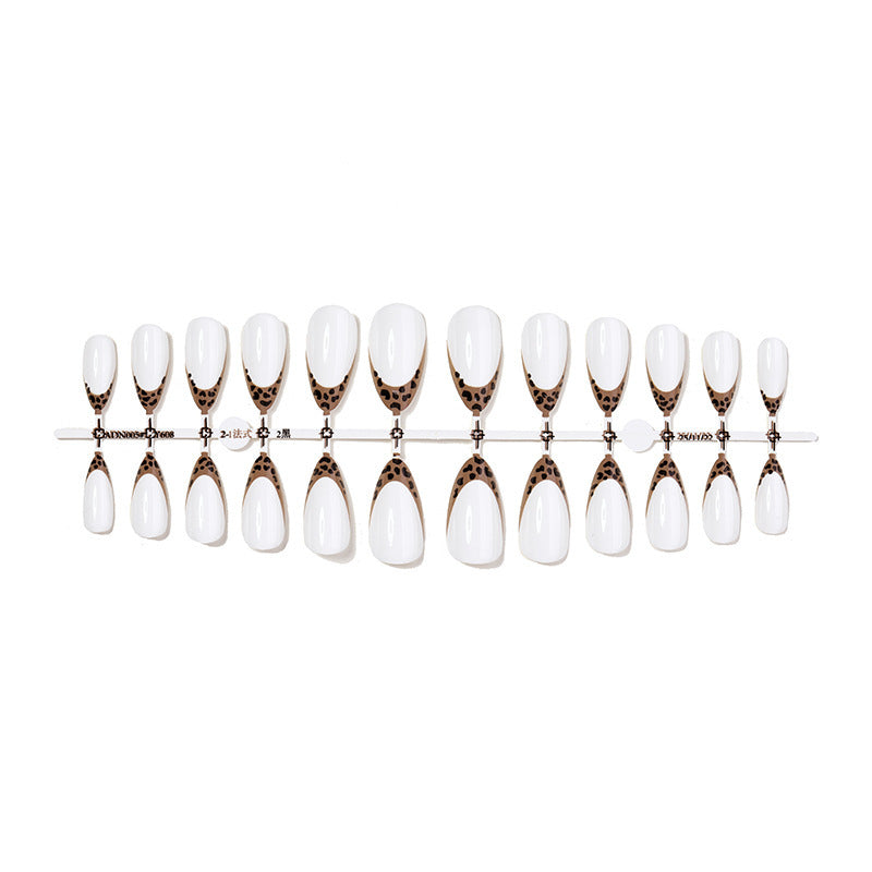 Artificial nail set with elegant design elements Stornfield