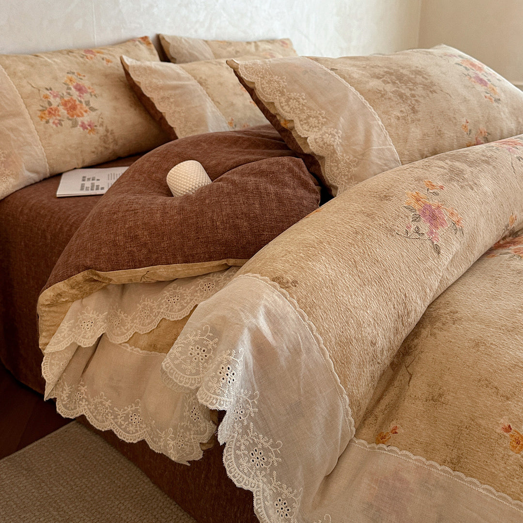 Vintage Floral Embellished Bedding Set