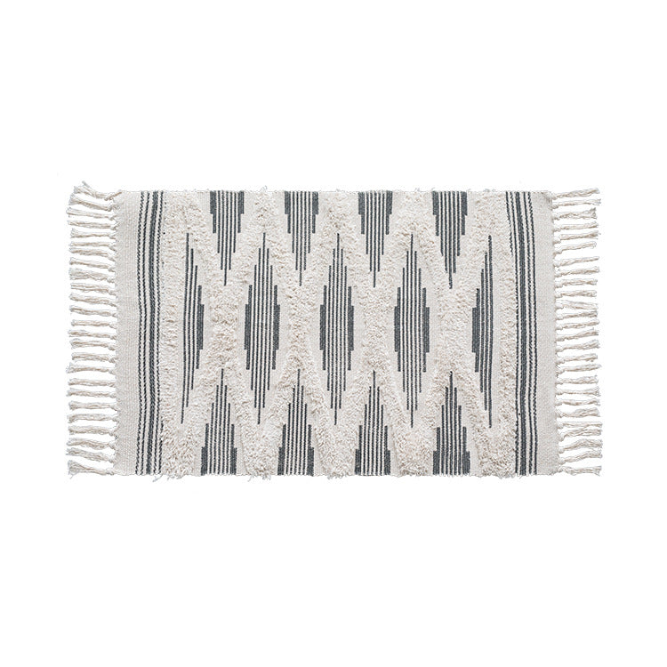 Beef-structured bath mat made of cotton blend with raised stripe relief