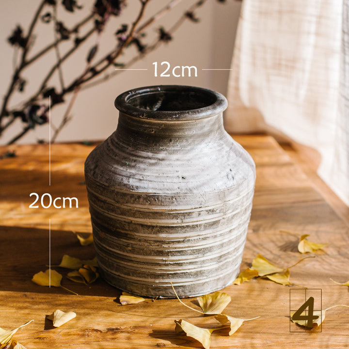 Rustic ceramic pot with handmade design Stornfield